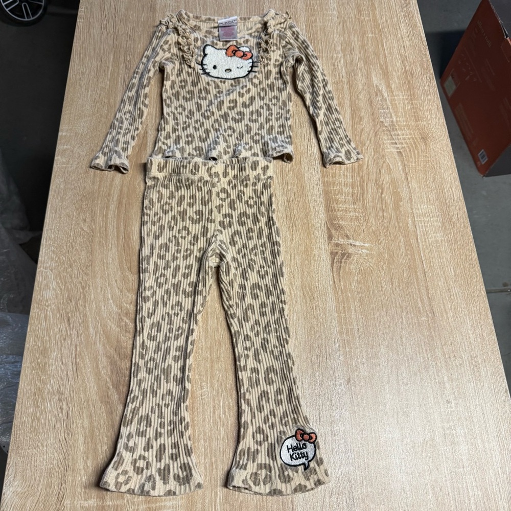 Hello Kitty Tan and Brown Leopard Print Top & Flare Pant Set 24 Months GUC